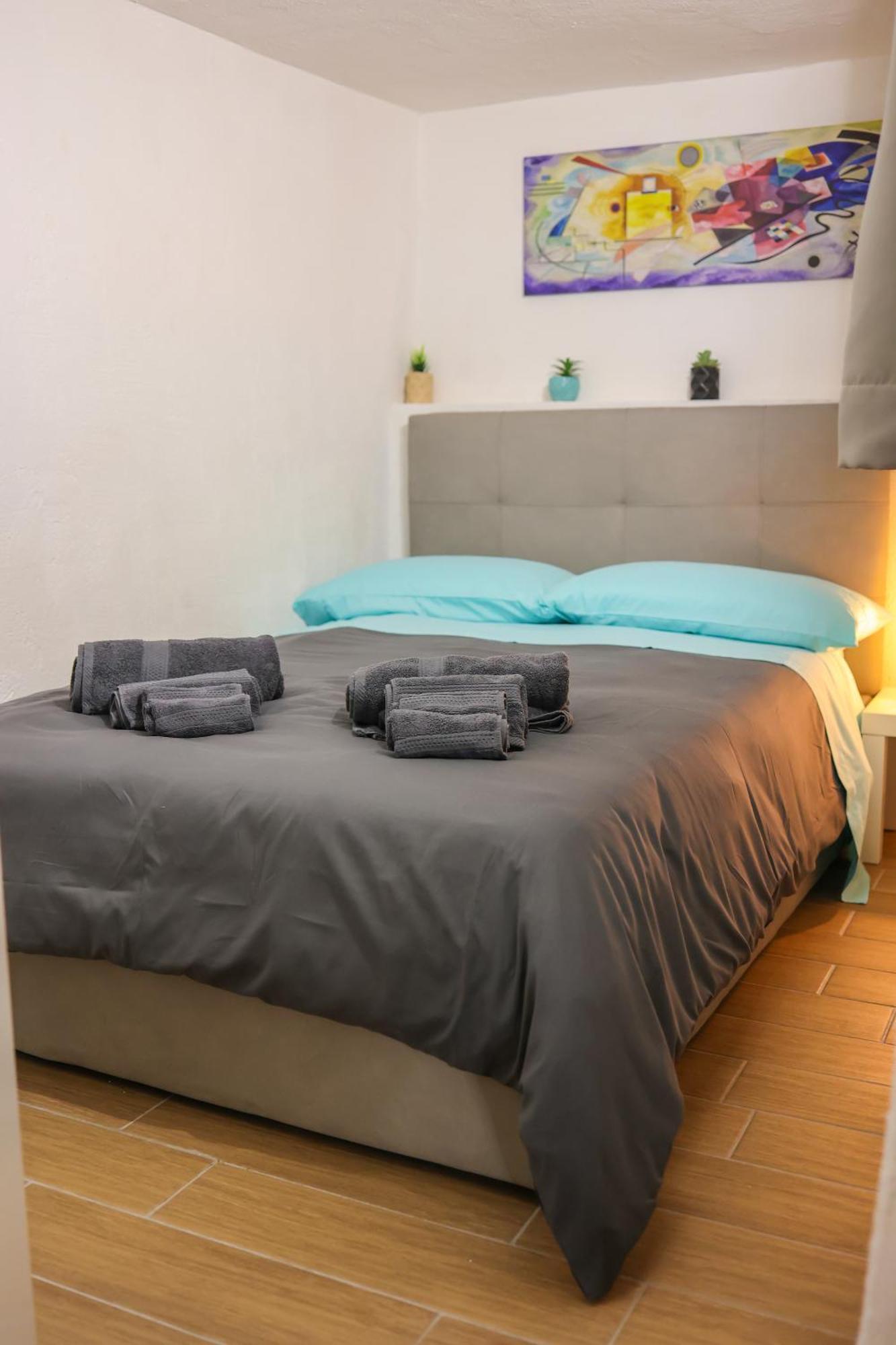 La Grotta Bianca Apartment Napoli Bagian luar foto