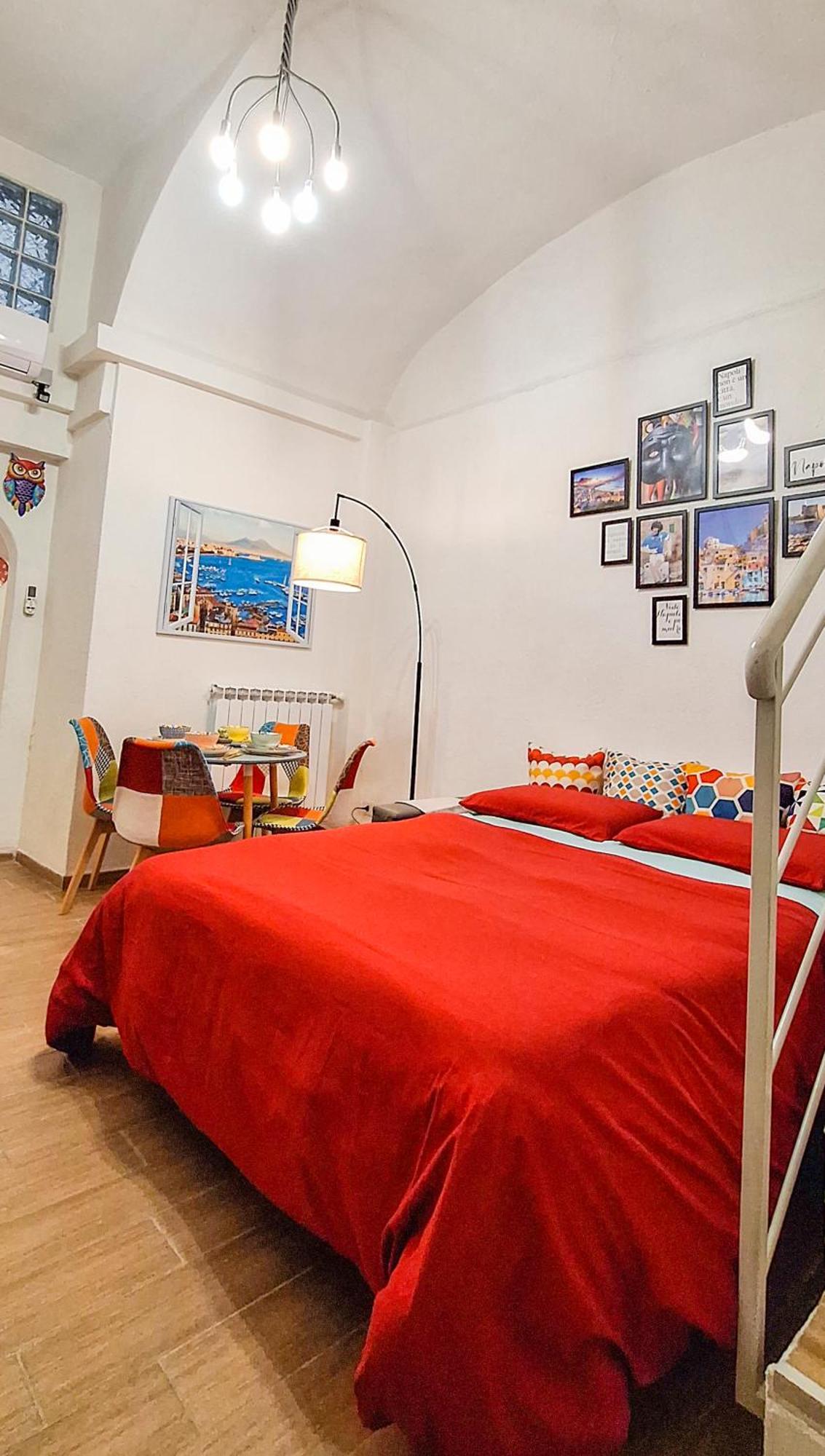 La Grotta Bianca Apartment Napoli Bagian luar foto