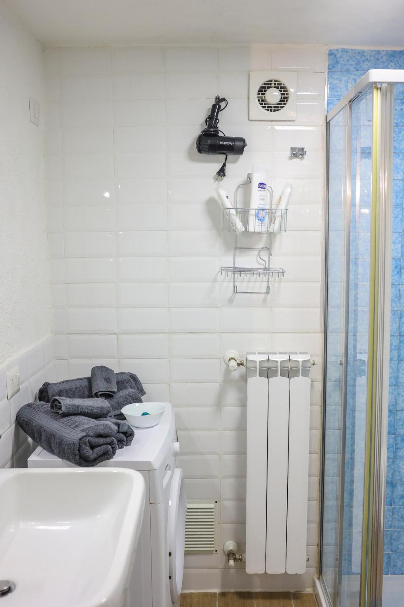 La Grotta Bianca Apartment Napoli Bagian luar foto