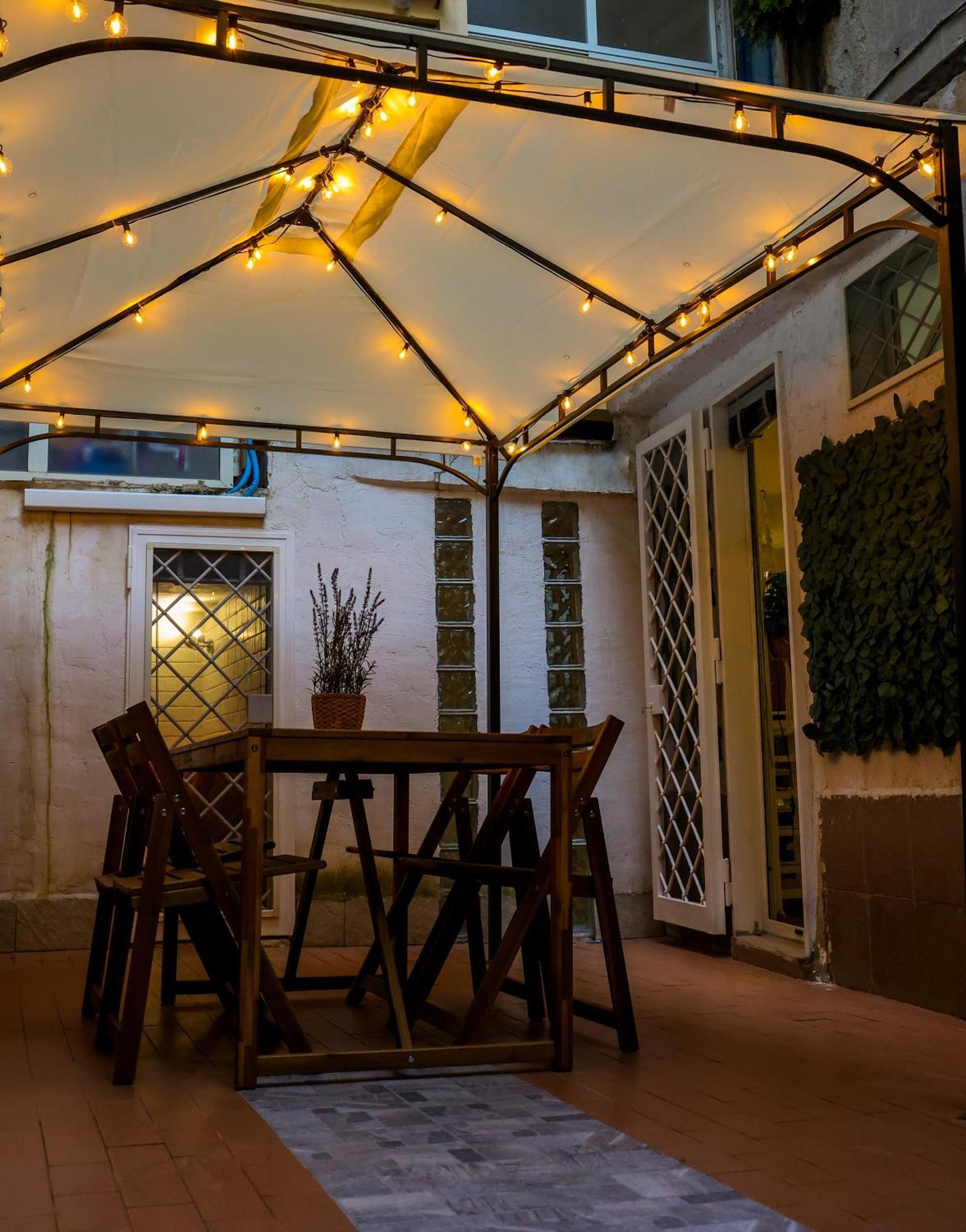 La Grotta Bianca Apartment Napoli Bagian luar foto